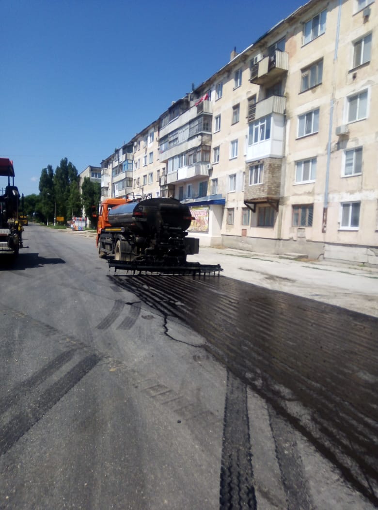 Закончены работы по устройству верхнего слоя покрытия на ул. Гоголя городского округа Красноперекопск